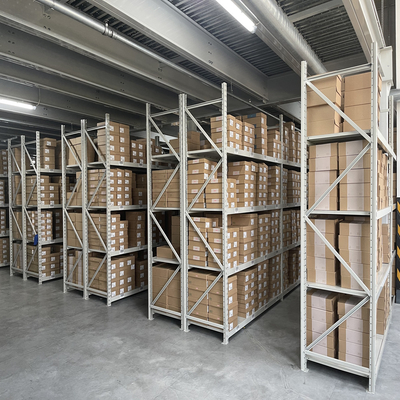 La palette sélective étire la couleur résistante du système RAL de stockage d'entrepôt