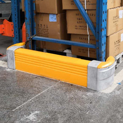 Barrières incurvées de bord de route Garde d'extrémité Garde verticale Barrière de sécurité de protection Barrières de protection anti-collision