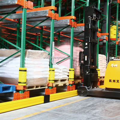 Barrière de sécurité au sol en polymère Barrières de protection du trafic