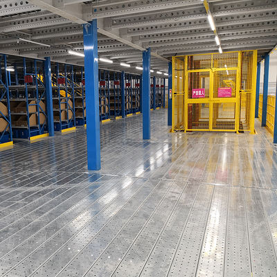 C05 : Plancher mezzanine multicouche robuste, plateforme en acier pour mezzanine, bâtiment en plateforme acier